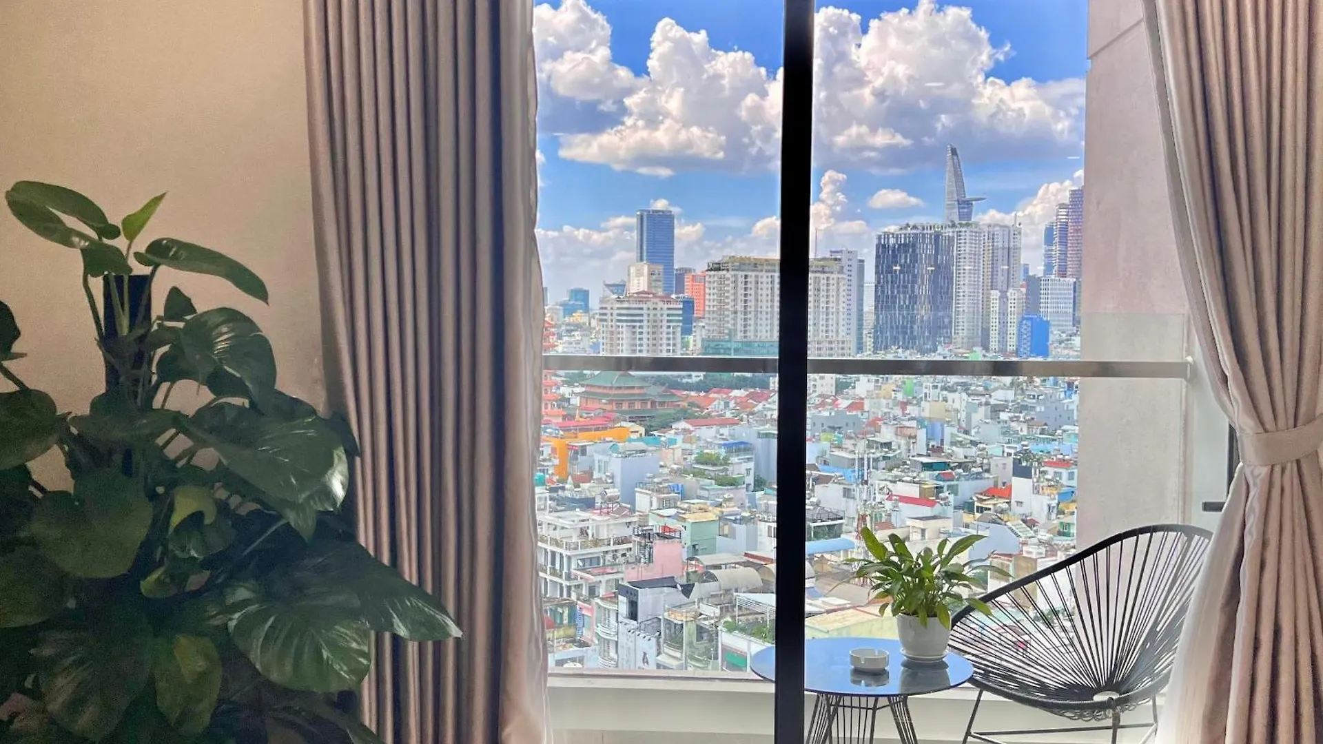Vinh Hoi Apartments - Luxury Apartment Furnished Suites 호치민