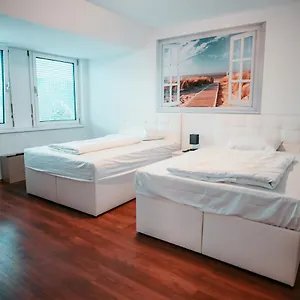 apt-shopping-center-14.vienna-besthotels.com/