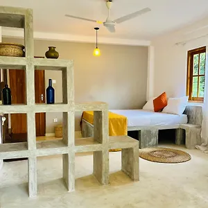 villa-living.negombohotels.net/